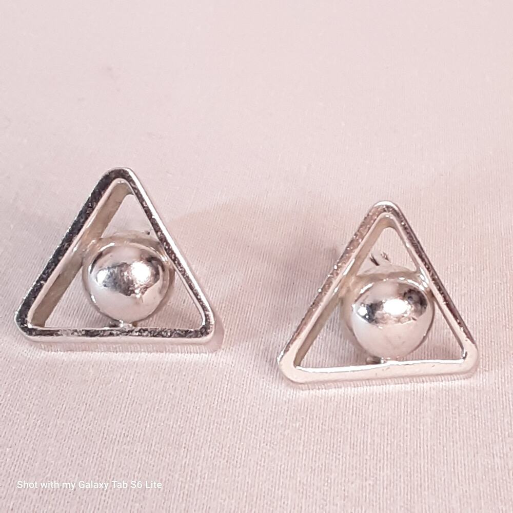 💎Silver Tone Cuff Links Geometric Ball In Triangle